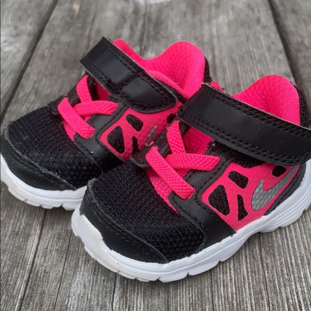 Nike size 2 baby